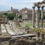 罗马广场的视图，http://upload.维基.org/wikipedia/commons/0/0c/Roman_Forum.JPG